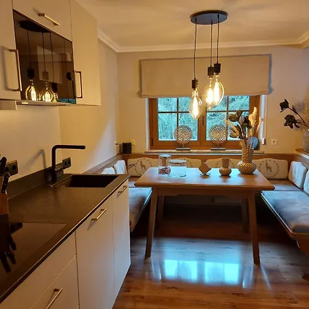 Haus Gerrie Luxe * Saalbach-Hinterglemm