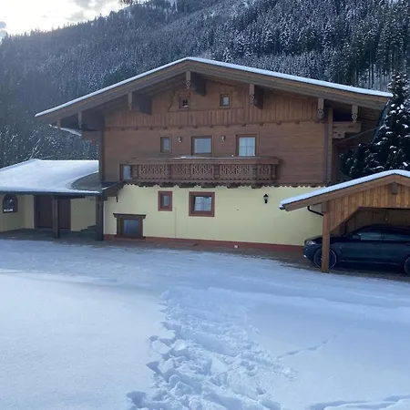Haus Gerrie Luxe * Saalbach-Hinterglemm